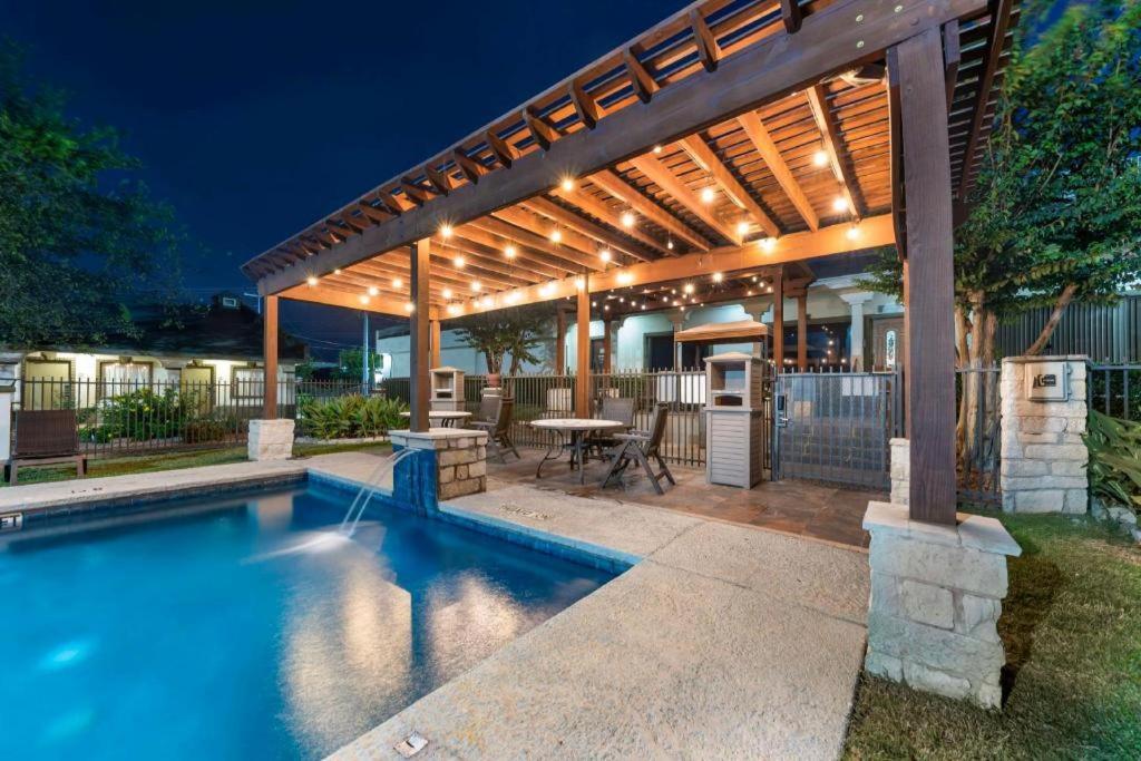 Best Western Post Oak Inn Burnet Exterior foto